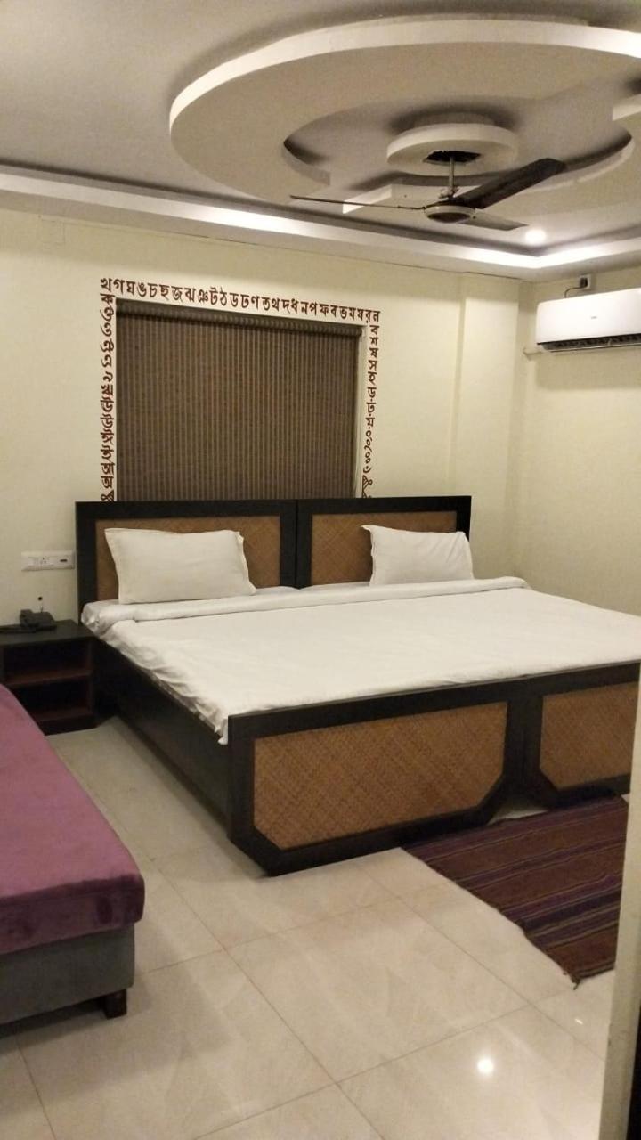 Hotel Kolam Shānti Niketan Exterior foto